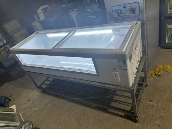 Tủ mát cũ nằm tiết kiệm điện 228 Lít