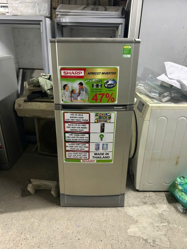 Tủ lạnh cũ hãng Sharp dung tích 165 lít